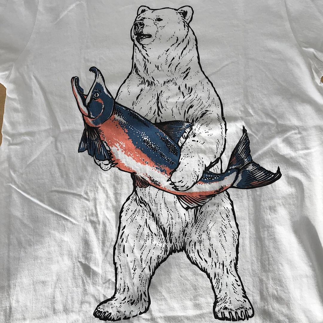 『USED』 
 
 go slow caravan ゴースローキャラバン 鮭クマ Tシャツ サイズ1 半袖Ｔシャツ 
コットン ホワイト系