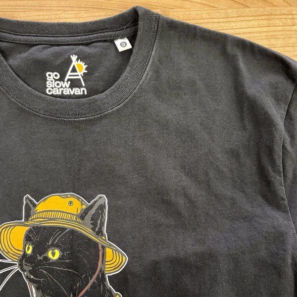 『USED』 
 
 go slow caravan ゴースローキャラバン 探検クロネコ Tシャツ サイズ3 半袖Ｔシャツ 
コットン ブラック