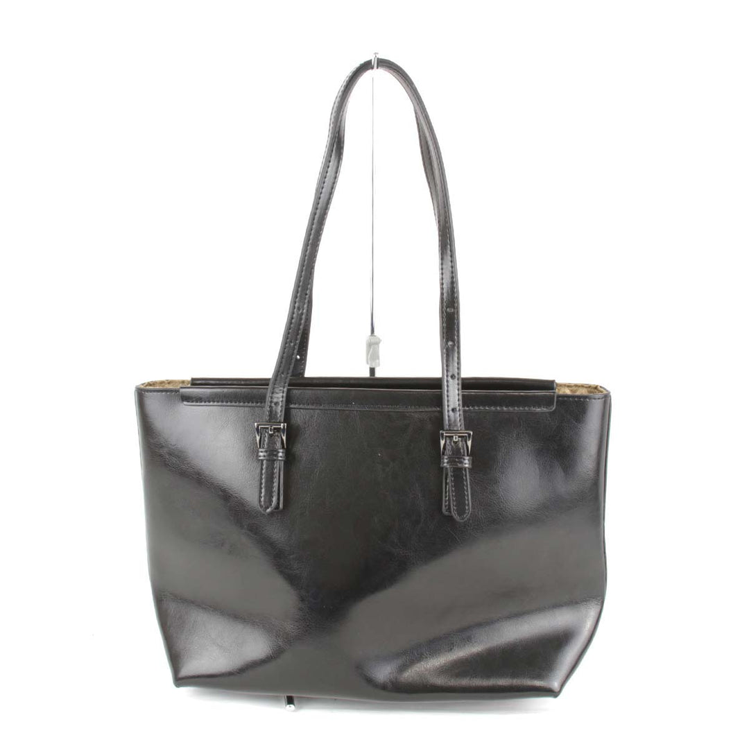 美品『USED』 
 
 トートバッグ 
レザー ブラック