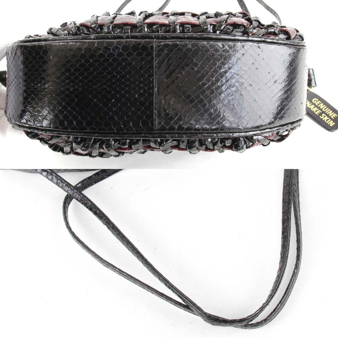 良品『USED』 
 
 ショルダーバッグ 
 ブラック