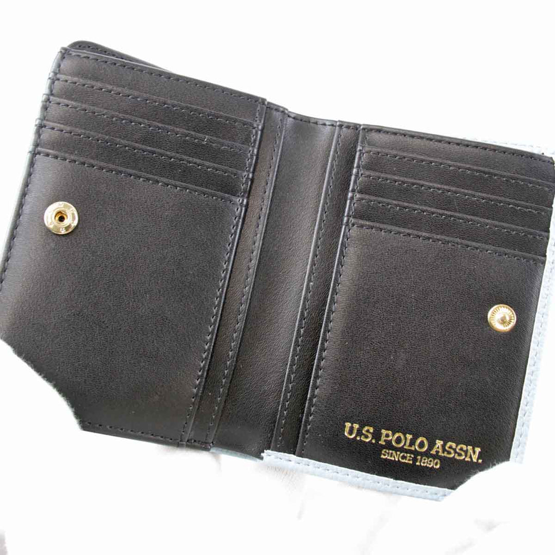 良品『USED』 
 
 U.S.POLO ASSN. 二つ折り財布 
レザー サックスブルー
