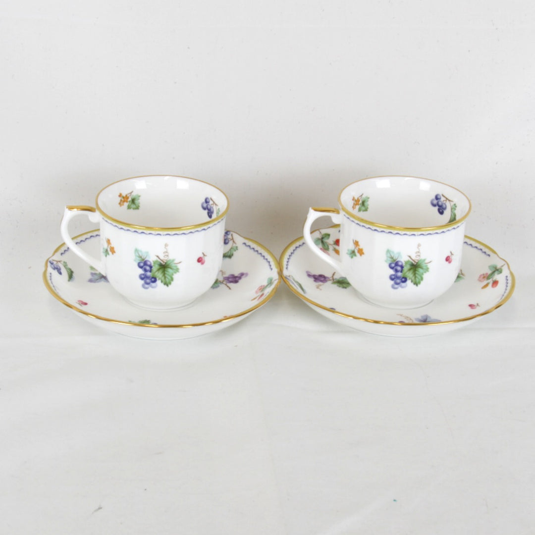 美品『USED』 
 
 SANGO MAGNA カップ&ソーサー 2客セット 果物 フルーツ 花 食器