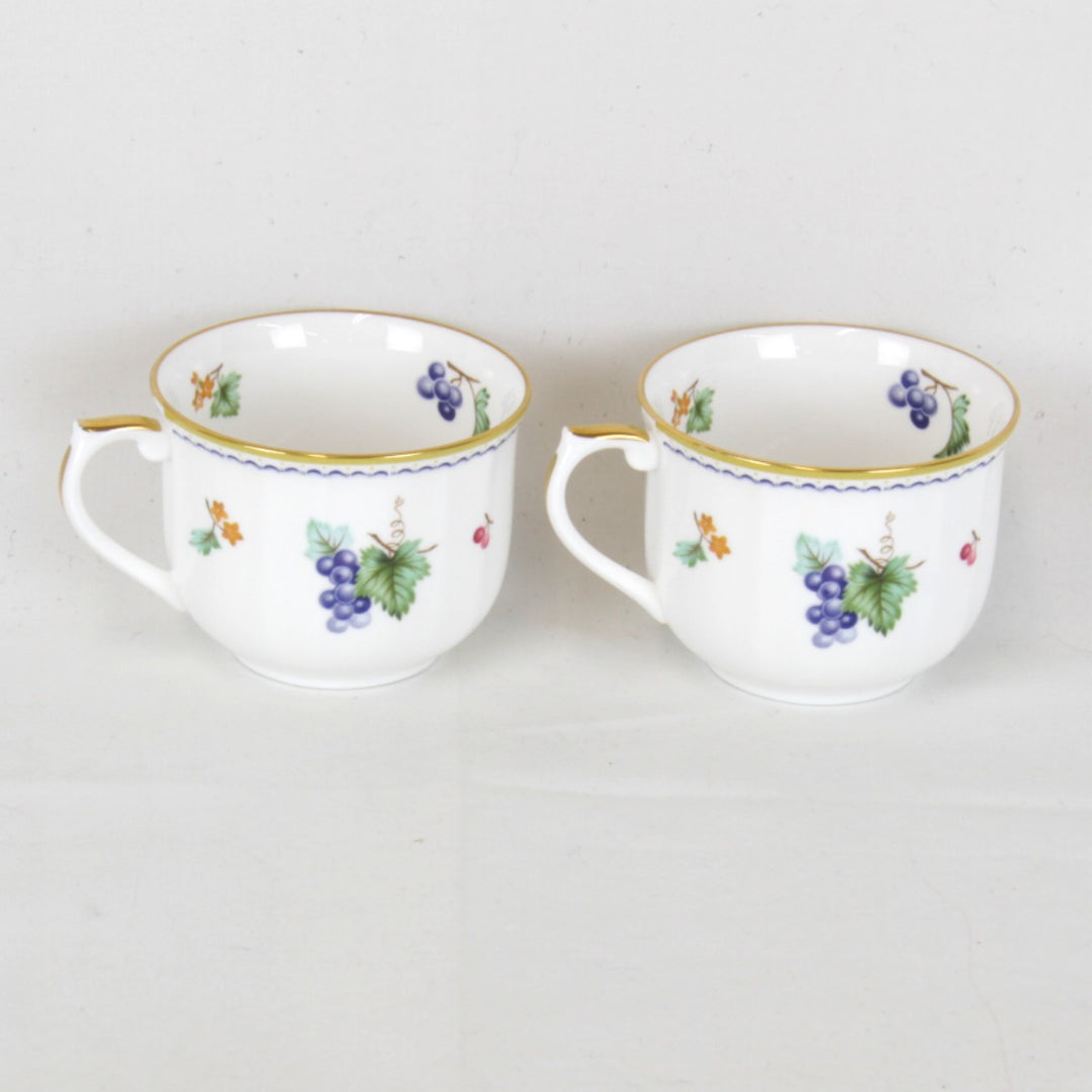 美品『USED』 
 
 SANGO MAGNA カップ&ソーサー 2客セット 果物 フルーツ 花 食器