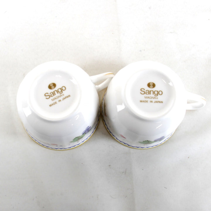 美品『USED』 
 
 SANGO MAGNA カップ&ソーサー 2客セット 果物 フルーツ 花 食器