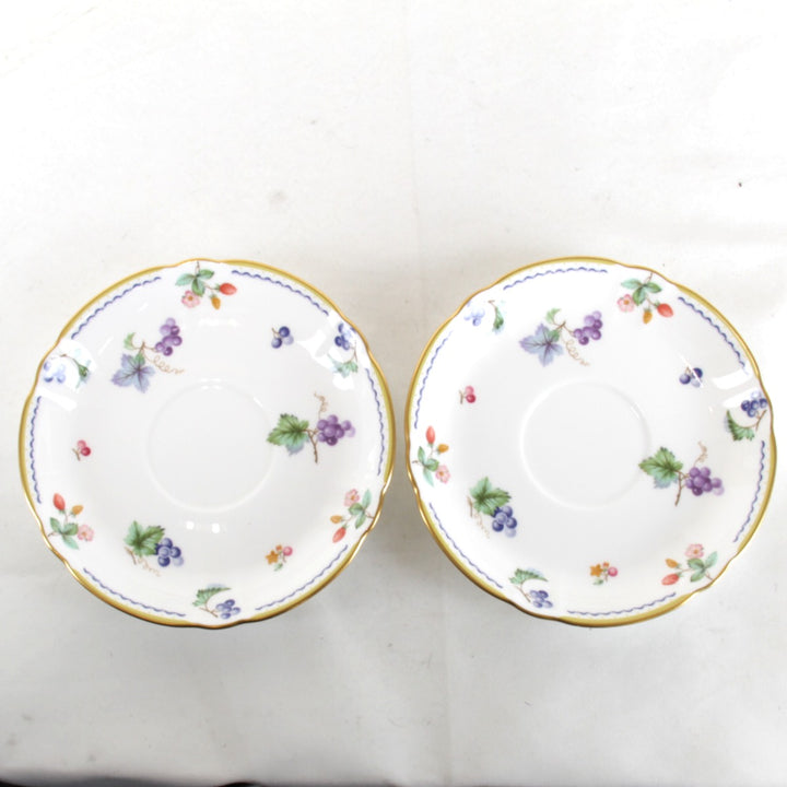 美品『USED』 
 
 SANGO MAGNA カップ&ソーサー 2客セット 果物 フルーツ 花 食器
