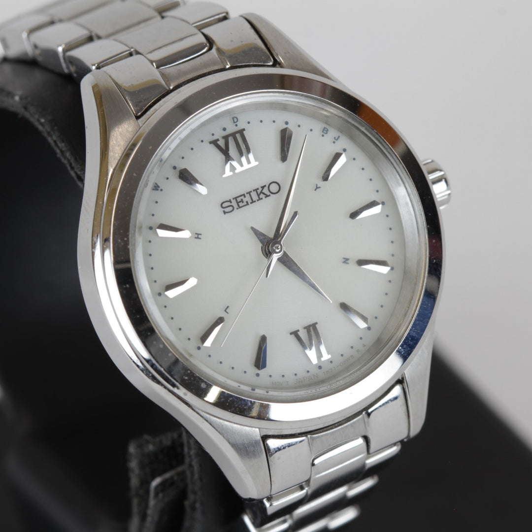 良品『USED』 
SEIKO 
腕時計
 ソーラー電波時計 レディース