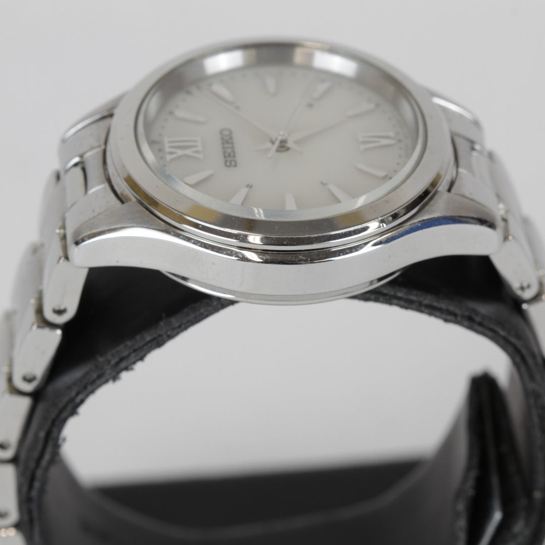 良品『USED』 
SEIKO 
腕時計
 ソーラー電波時計 レディース