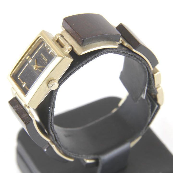 ジャンク『動作未確認』 
FOSSIL スクエア 腕時計 EC-2108 
腕時計
 クォーツ レディース
