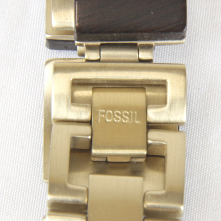 ジャンク『動作未確認』 
FOSSIL スクエア 腕時計 EC-2108 
腕時計
 クォーツ レディース