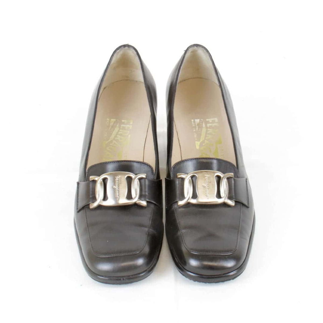 『USED』 
Salvatore Ferragamo フェラガモ 
 ビット パンプス 
レザー ブラック