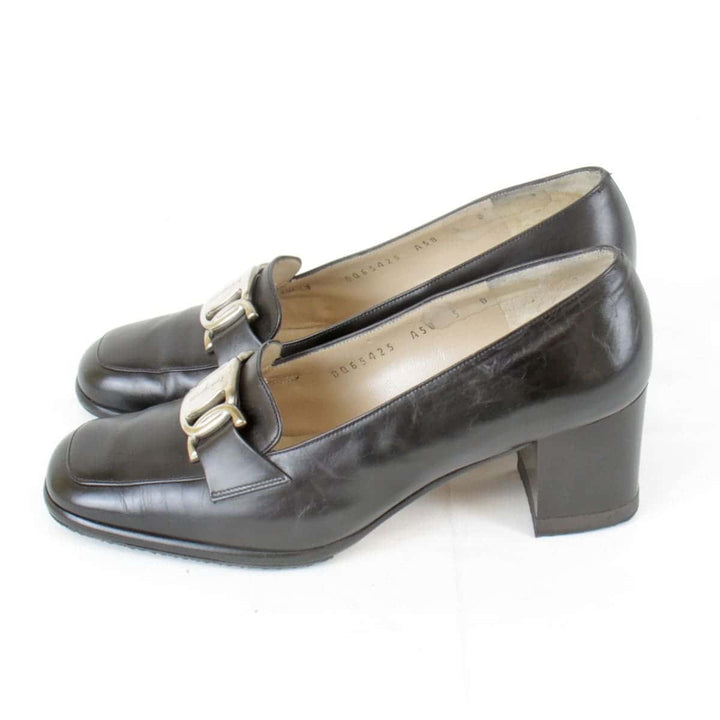 『USED』 
Salvatore Ferragamo フェラガモ 
 ビット パンプス 
レザー ブラック