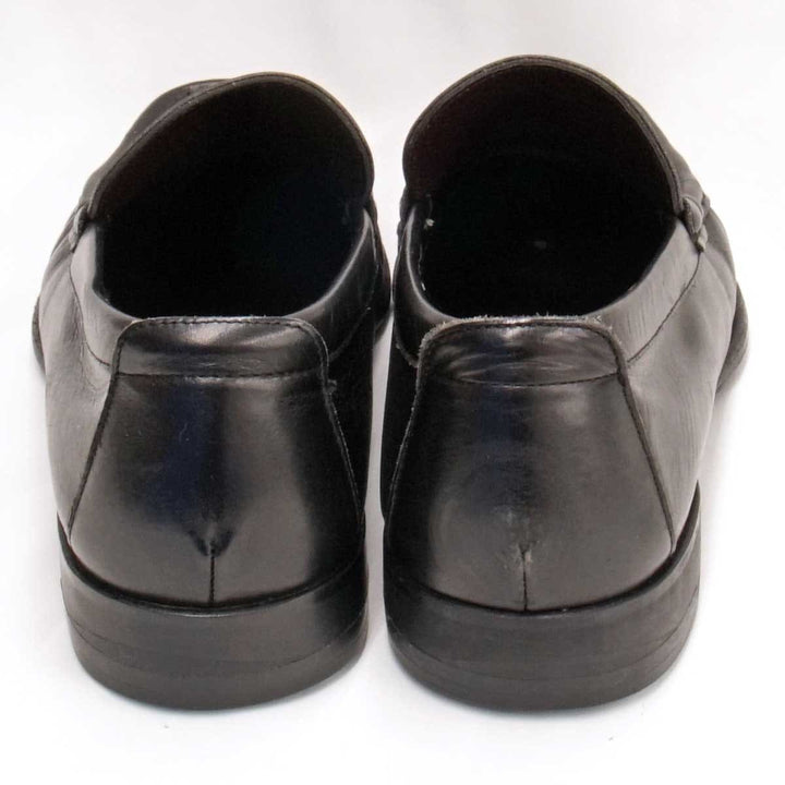『USED』 
Salvatore Ferragamo フェラガモ 
 PASQUALE ローファー 
レザー ブラック メタルビット ビジネスシューズ