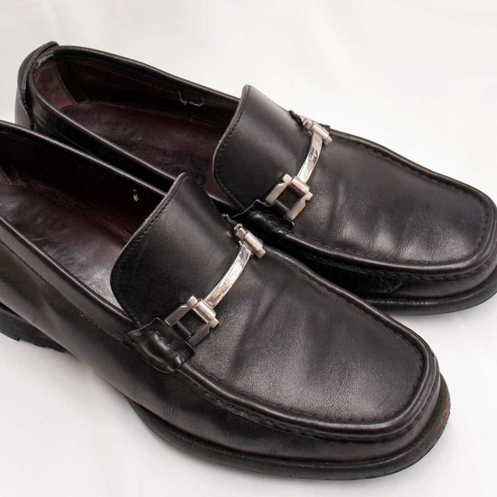 『USED』 
Salvatore Ferragamo フェラガモ 
 PASQUALE ローファー 
レザー ブラック メタルビット ビジネスシューズ
