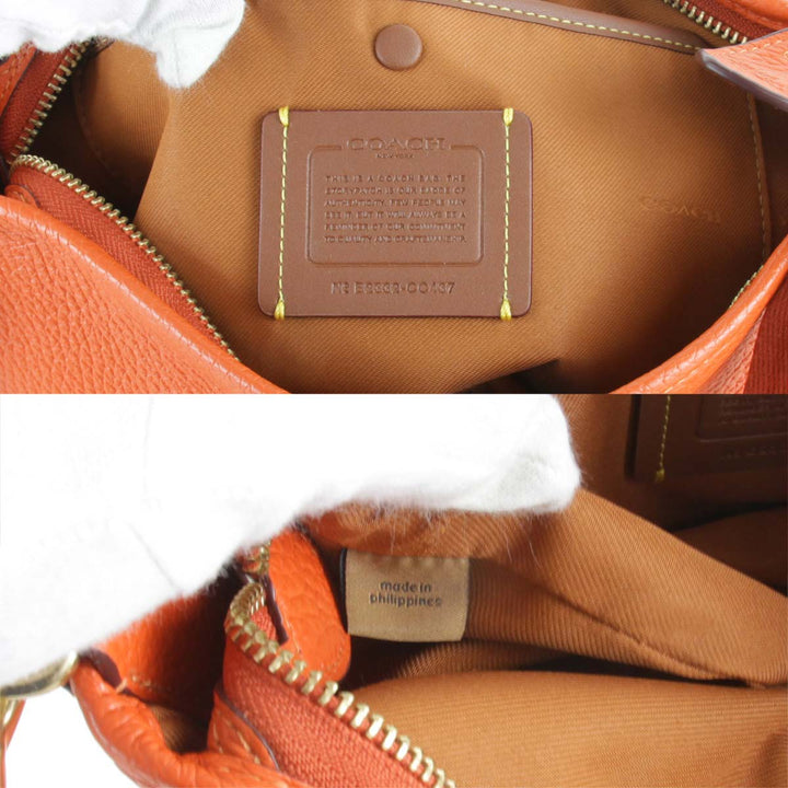 美品『USED』 
COACH コーチ 
 CC437 ショルダーバッグ 
レザー オレンジ