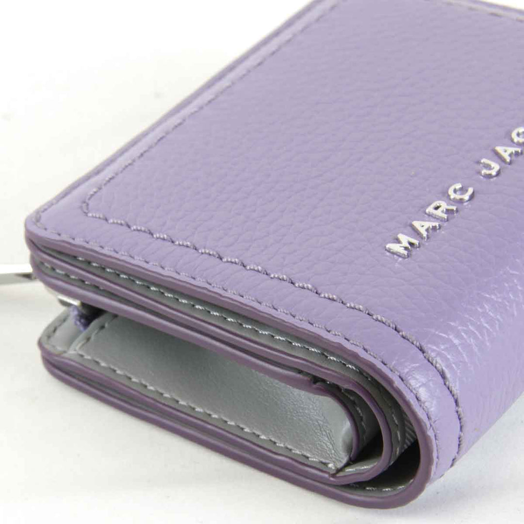 『美品』 
MARC JACOBS マークジェイコブス 
 二つ折り財布 
レザー パープル