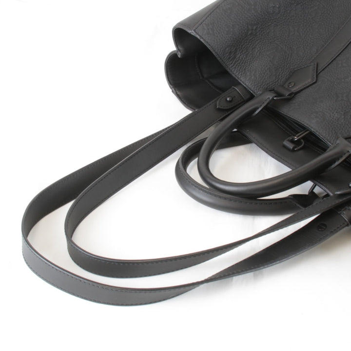 美品『USED』 
LOUIS VUITTON ルイ・ヴィトン 
 サックプラ24H M21865 トートバッグ 
トリヨンモノグラム ブラック 高級 ハイブランド 大容量 柔らかめの素材