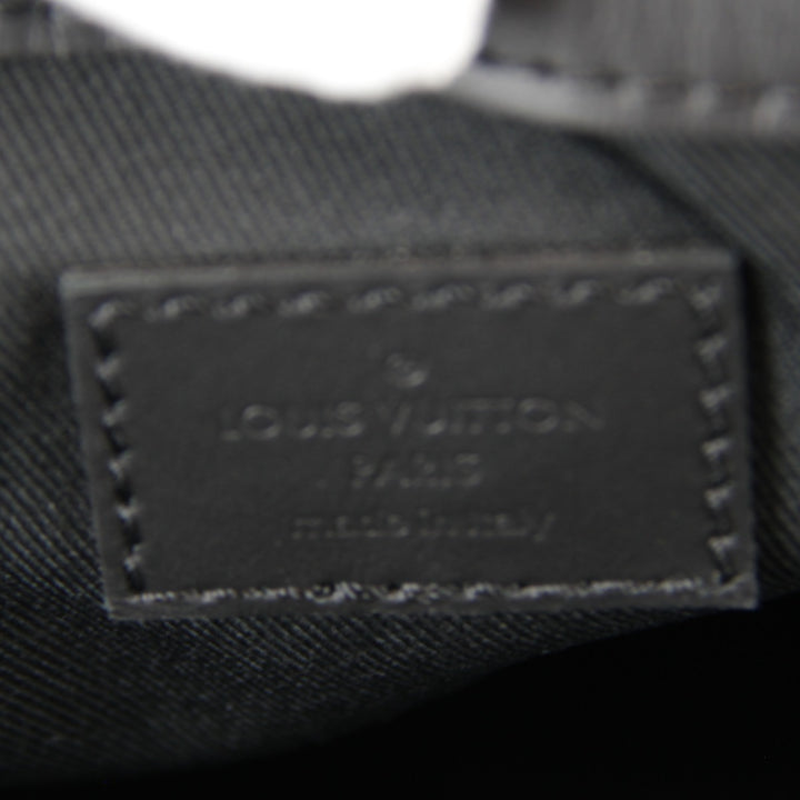 美品『USED』 
LOUIS VUITTON ルイ・ヴィトン 
 サックプラ24H M21865 トートバッグ 
トリヨンモノグラム ブラック 高級 ハイブランド 大容量 柔らかめの素材