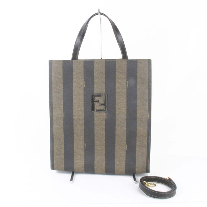 美品『USED』 
FENDI フェンディ 
 ショルダーバッグ 
PVCコーティングキャンバス カーキ