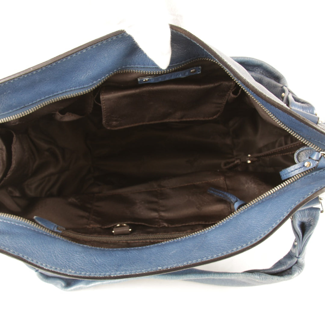 『USED』 
CELINE セリーヌ 
 ビタースウィート ハンドバッグ 
レザー ブルー スタイリッシュな形 馬車金具 ポケットが多く多機能
