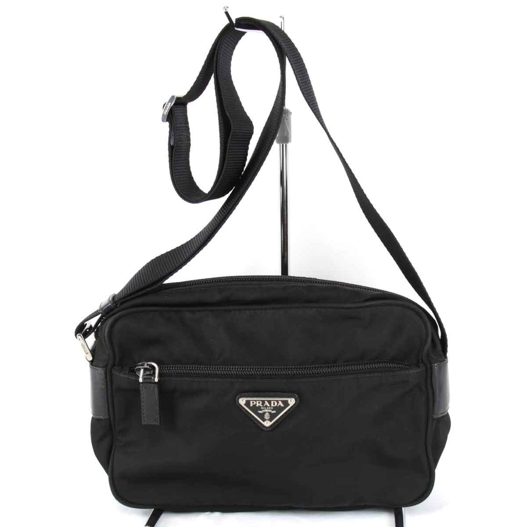 良品『USED』 
PRADA プラダ 
 ショルダーバッグ 
ナイロン ブラック