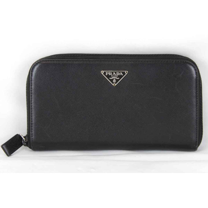 『USED』 
PRADA プラダ 
 サフィアーノ ラウンドファスナー M506A 長財布 
レザー ブラック