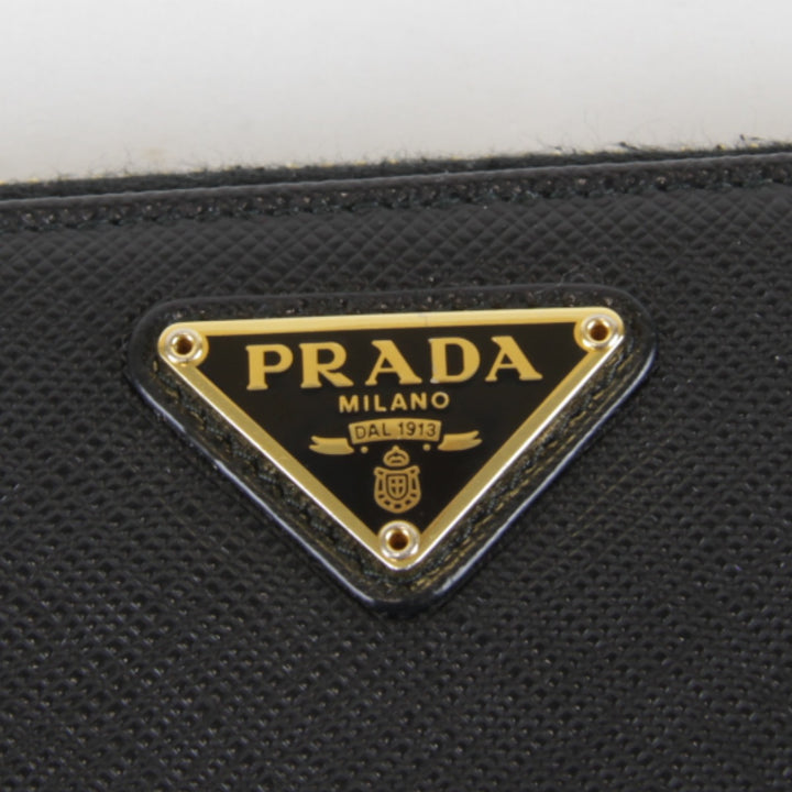 【価格改定】美品『USED』 
PRADA プラダ 
 サフィアーノラウンドファスナー 長財布 
レザー ブラック