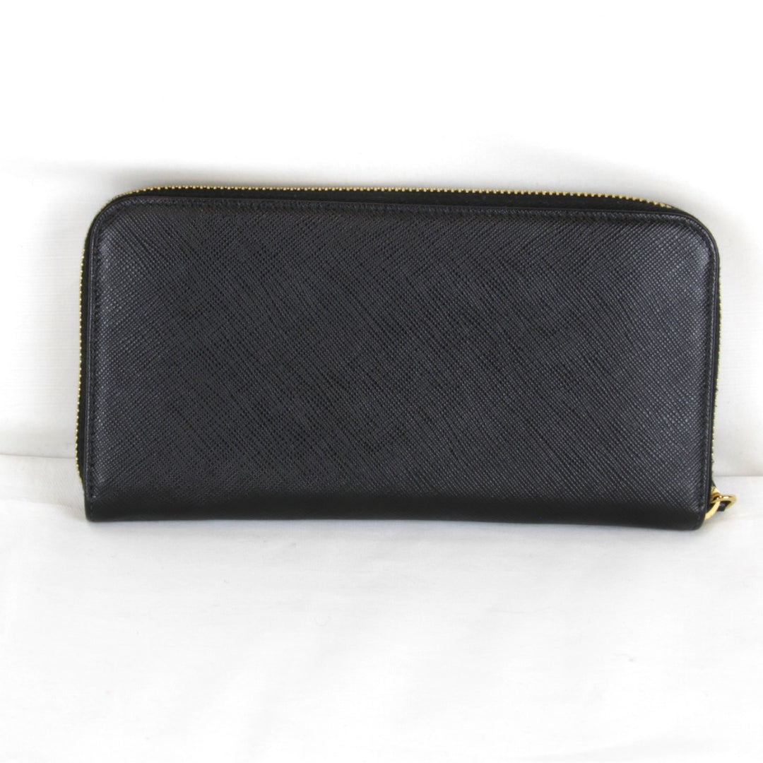 【価格改定】美品『USED』 
PRADA プラダ 
 サフィアーノラウンドファスナー 長財布 
レザー ブラック
