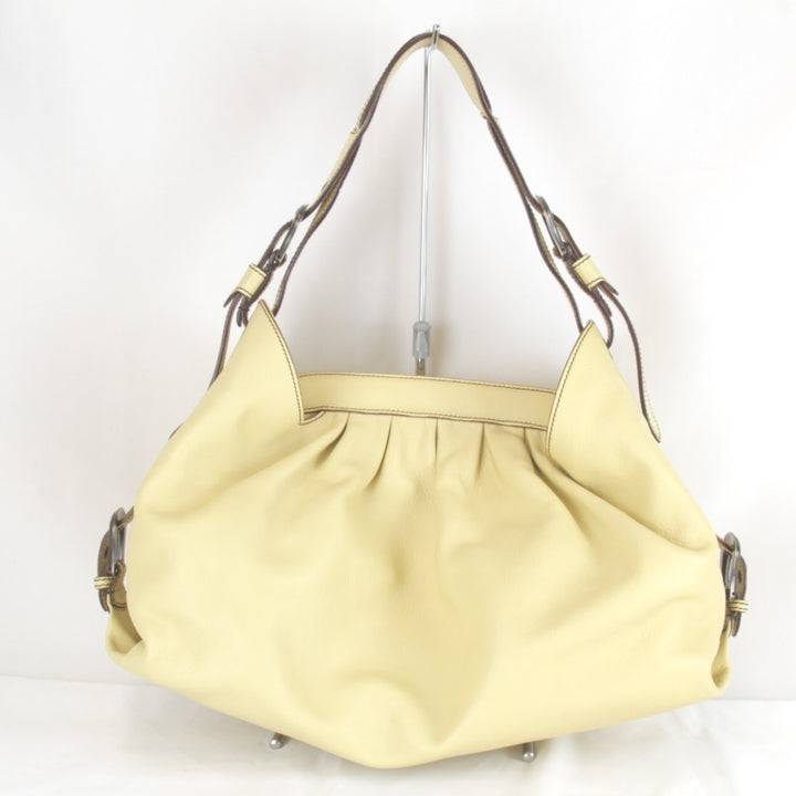 美品『USED』 
FENDI フェンディ 
 ワンショルダーバッグ ハンドバッグ 
レザー イエロー ギャザー