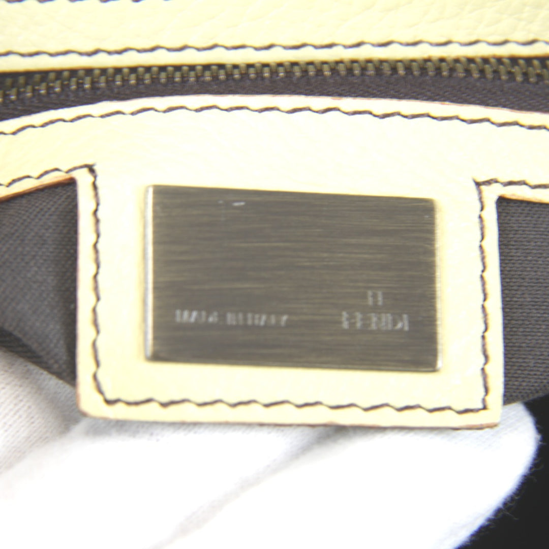 美品『USED』 
FENDI フェンディ 
 ワンショルダーバッグ ハンドバッグ 
レザー イエロー ギャザー