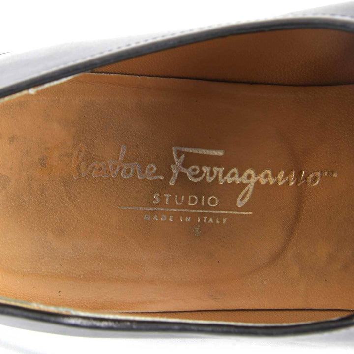 『USED』 
Salvatore Ferragamo フェラガモ 
 0289157 ローファー 
カーフ ブラック