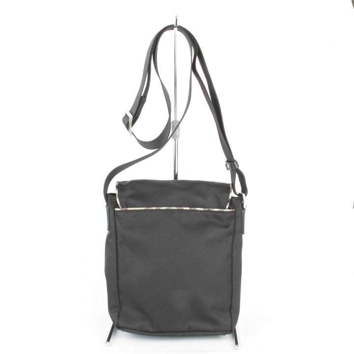 美品『USED』 
BURBERRY BLUE LABEL バーバリーブルーレーベル 
 ショルダーバッグ 
ナイロン ブラック