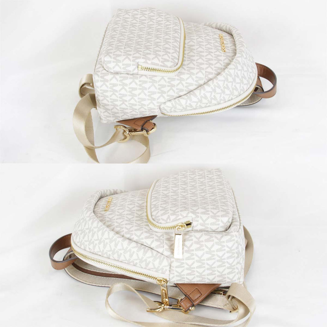 美品『USED』 
Michael Kors マイケルコース 
 MKシグネチャー リュック・デイパック 
PVCコーティングキャンバス ホワイト