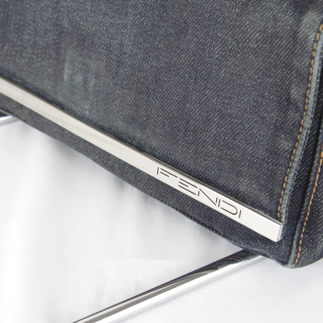 【価格改定】『USED』 
FENDI フェンディ 
 ロゴ ワンショルダー ショルダーバッグ 
デニム ネイビー