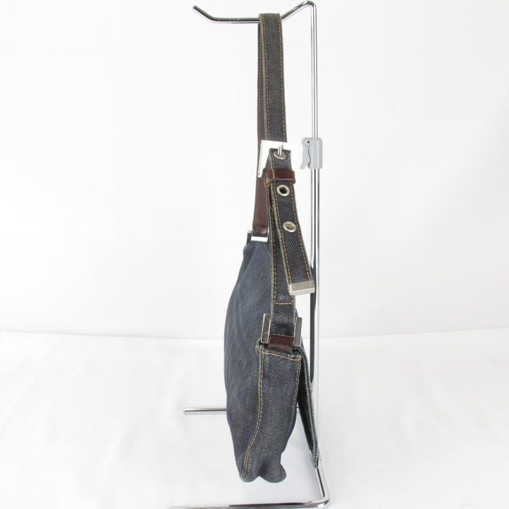 【価格改定】『USED』 
FENDI フェンディ 
 ロゴ ワンショルダー ショルダーバッグ 
デニム ネイビー