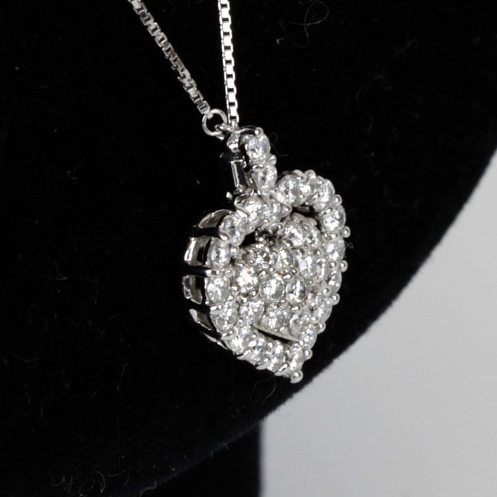 美品『USED』 K18WG 
 ハートネックレス ネックレス
 ダイヤモンド 0.8 5.1g