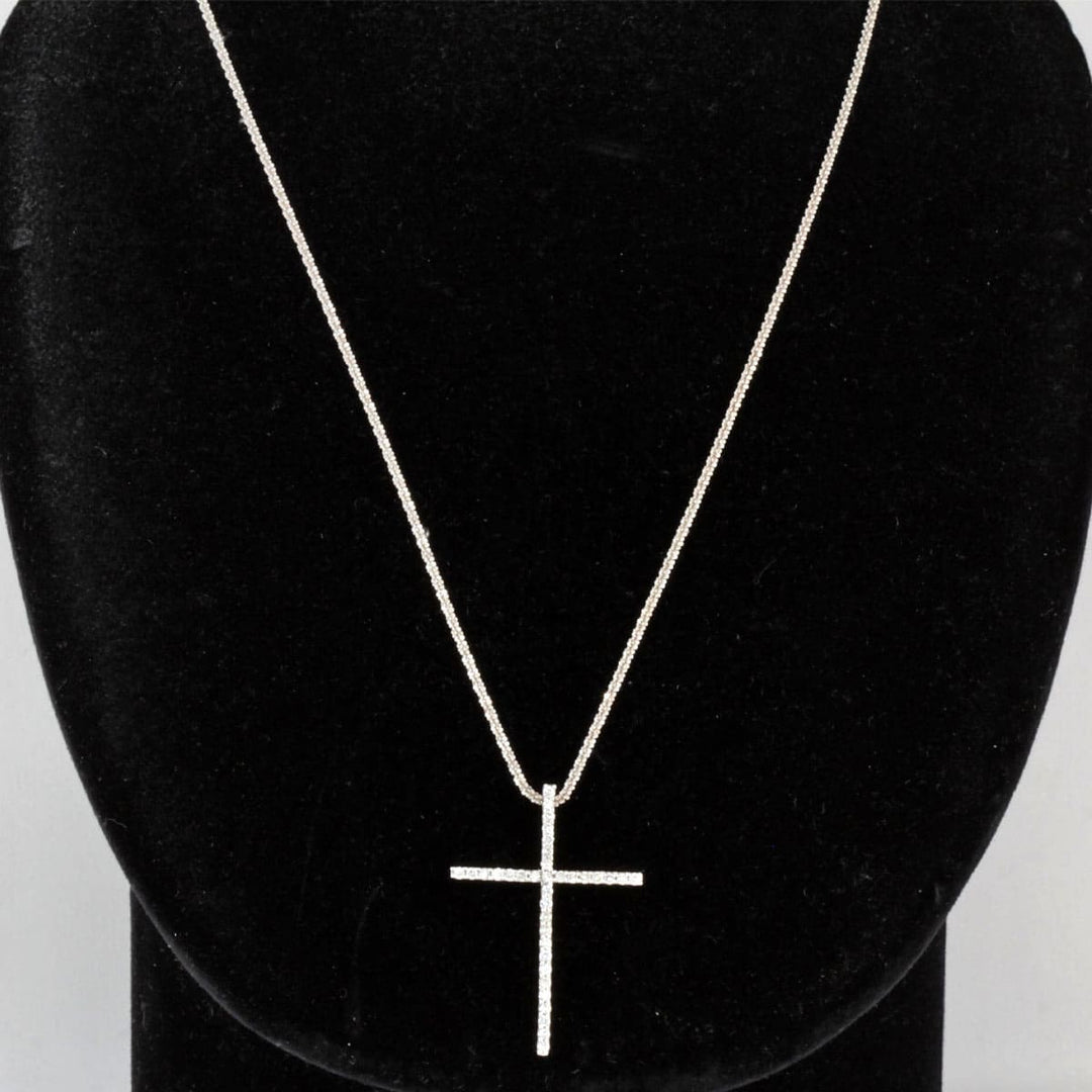 美品『USED』 K18WG 
 クロス ネックレス
 ダイヤモンド 0.50 6.1g