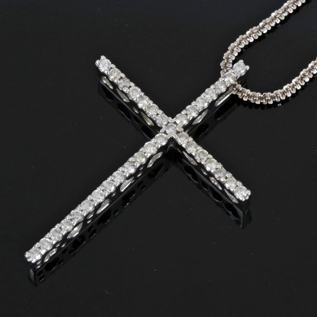 美品『USED』 K18WG 
 クロス ネックレス
 ダイヤモンド 0.50 6.1g