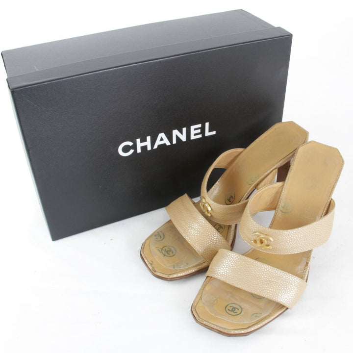 『USED』 
CHANEL シャネル 
 ココマーク サンダル 
レザー /キャビアスキン ベージュ