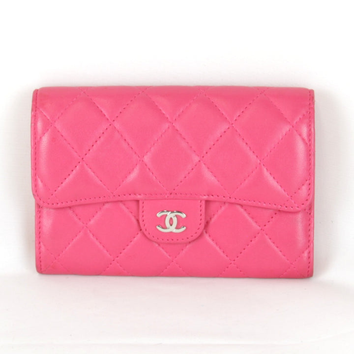 【価格改定】良品『USED』 
CHANEL シャネル 
 タイムレスクラシック カード/箱有 二つ折り財布 
レザー ピンク
