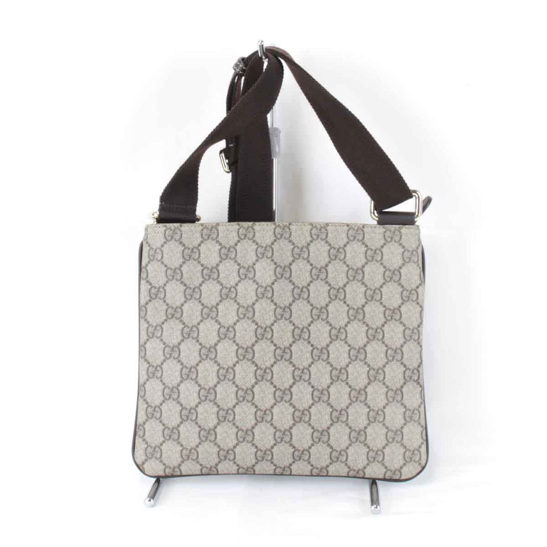 美品『USED』 
GUCCI グッチ 
 201538 204046 ショルダーバッグ 
GGスプリームキャンバス ベージュ