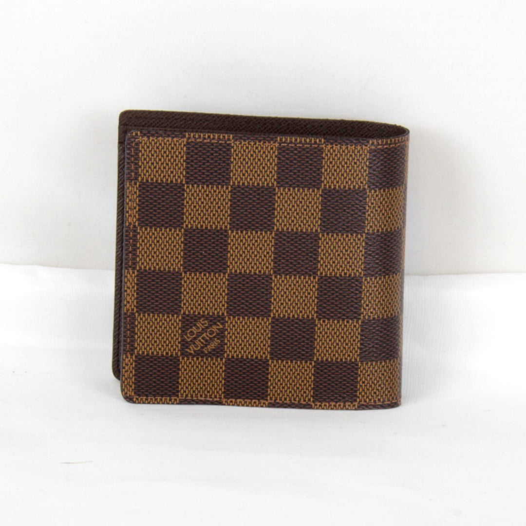 美品『USED』 
LOUIS VUITTON ルイ・ヴィトン 
 ポルトフォイユ マルコ N61675 二つ折り財布 
ダミエキャンバス ブラウン