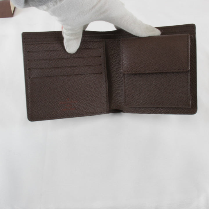 美品『USED』 
LOUIS VUITTON ルイ・ヴィトン 
 ポルトフォイユ マルコ N61675 二つ折り財布 
ダミエキャンバス ブラウン