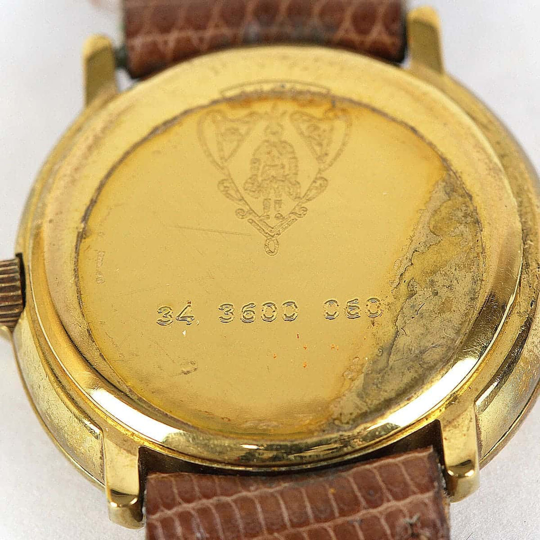 ジャンク『動作未確認』 
GUCCI  34.3600.060 
腕時計
 クォーツ レディース