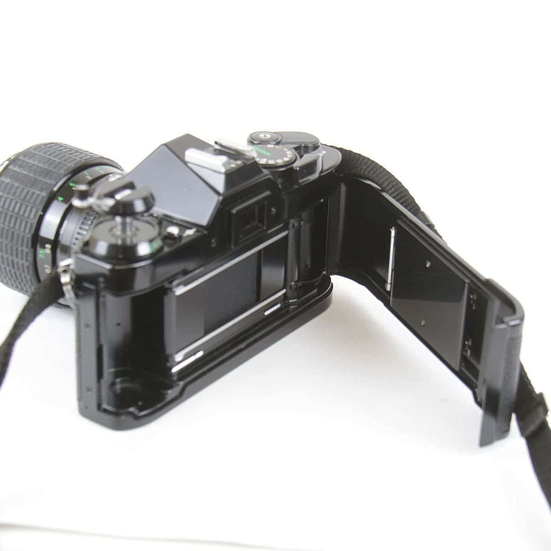 ジャンク『動作未確認』 
canon キャノン 
 AE-1 PROGRAM AE-1 PROGRAM フィルムカメラ 
 ブラック