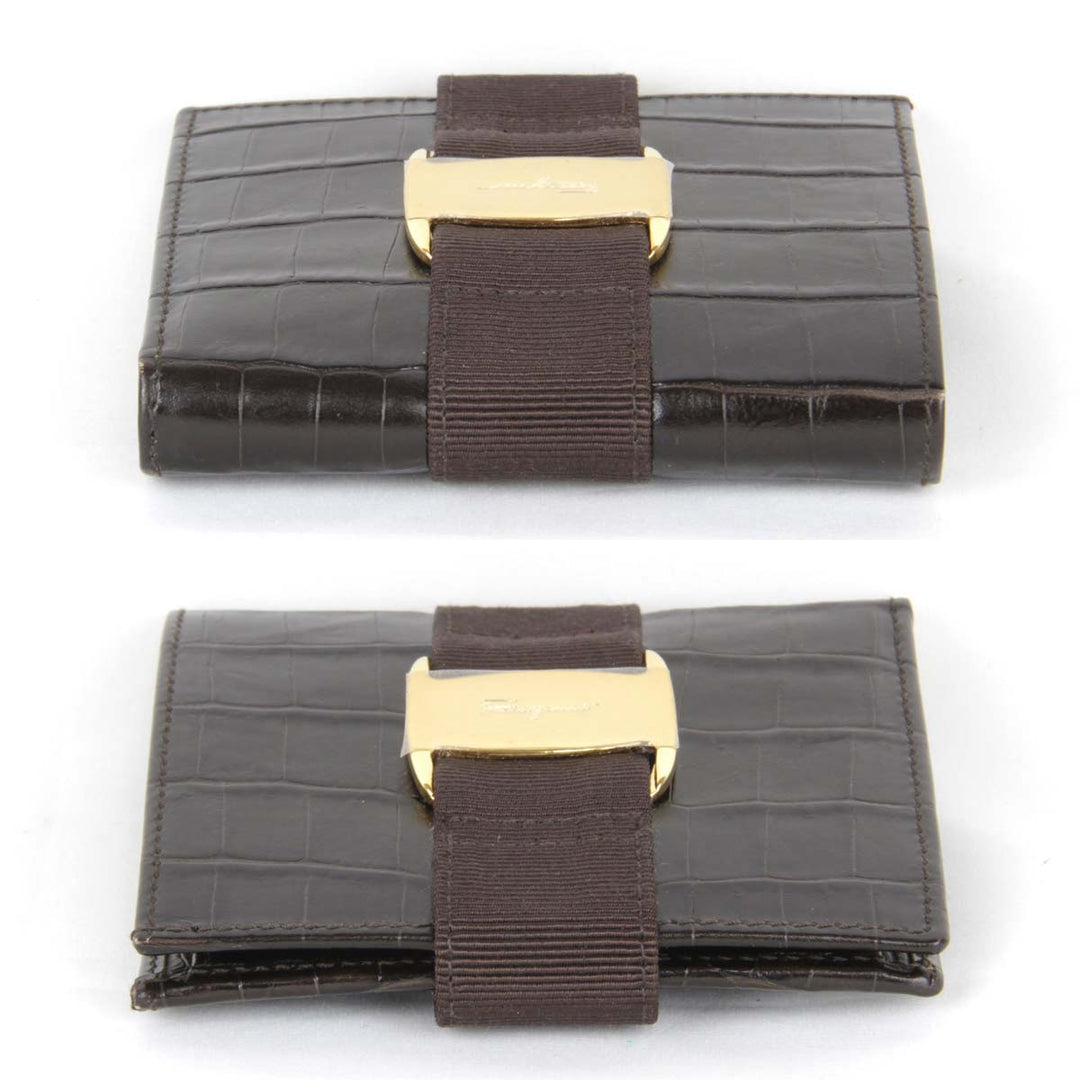 美品『USED』 
Salvatore Ferragamo フェラガモ 
 223053 二つ折り財布 
レザー ブラウン