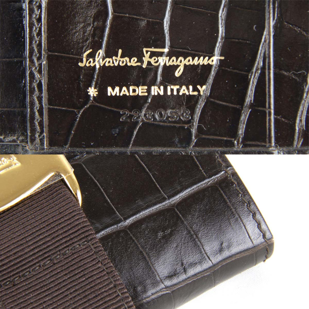 美品『USED』 
Salvatore Ferragamo フェラガモ 
 223053 二つ折り財布 
レザー ブラウン