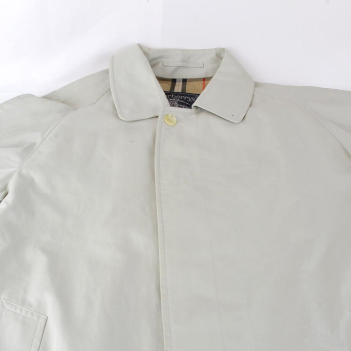 『USED』 
BURBERRY バーバリー 
 WRO50-902-01 ステンカラーコート 
コットン ベージュ