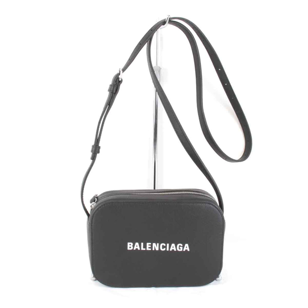 美品『USED』 
BALENCIAGA バレンシアガ 
 カメラショルダーバッグ ショルダーバッグ 
レザー ブラック