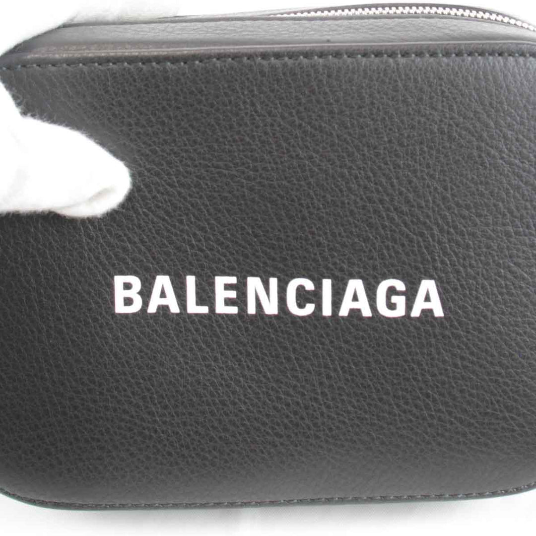 美品『USED』 
BALENCIAGA バレンシアガ 
 カメラショルダーバッグ ショルダーバッグ 
レザー ブラック