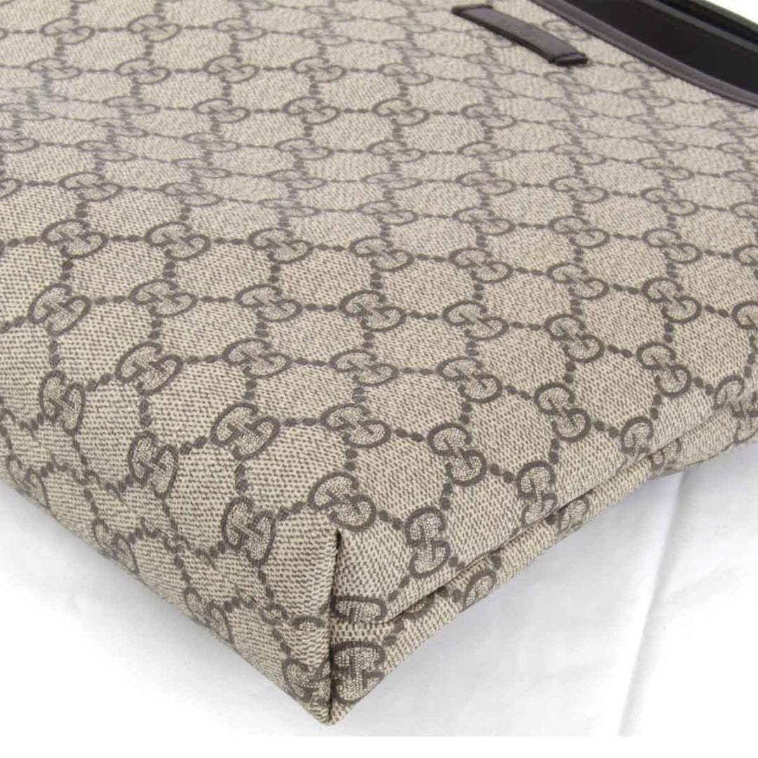 美品『USED』 
GUCCI グッチ 
 388924 213317 ショルダーバッグ 
GGスプリームキャンバス ブラウン